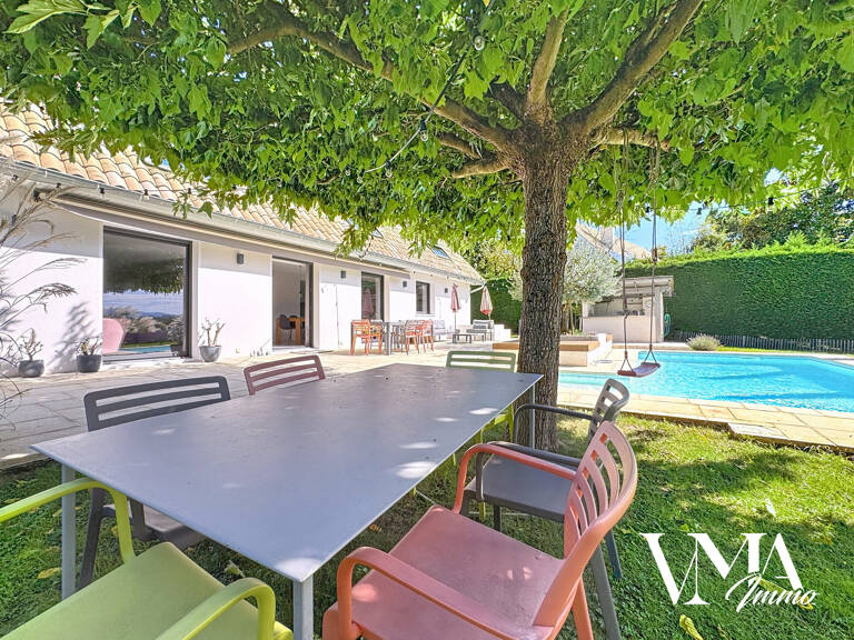 Maison de 175m2 avec piscine. Lissieu-Bois Dieu — photo 1