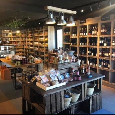 Commerce  145000 €