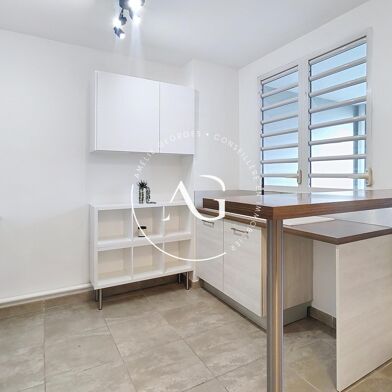 Appartement 4 pièces 225000 €