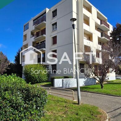 Appartement 4 pièces 244000 €