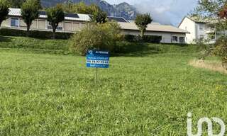 Terrain  1251 m² à vendre à Plateau-des-Petites-Roches (38660)