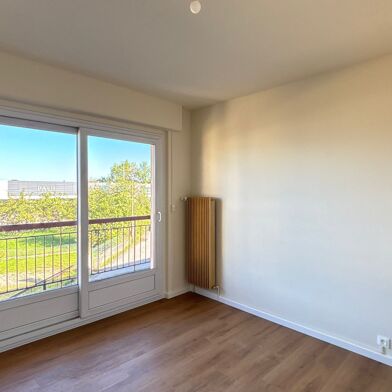 Appartement 2 pièces 990 €