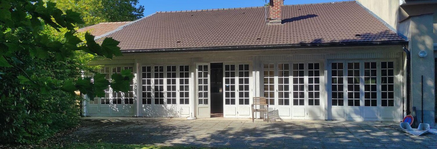 Commerce  750 m² à vendre à Sept-Saulx (51400)