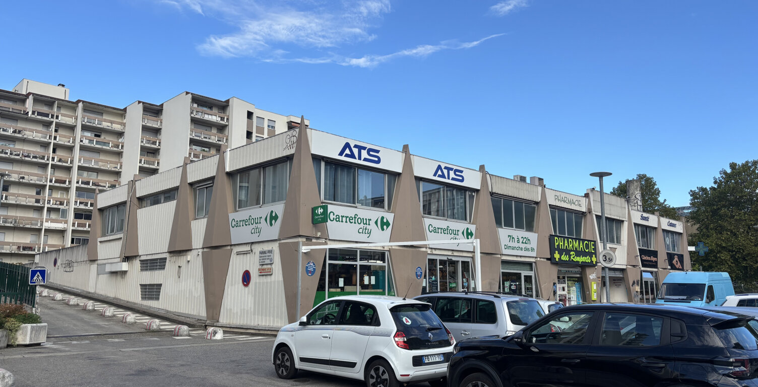 A louer Local Professionnel/Bureaux 87 m2 — photo 1