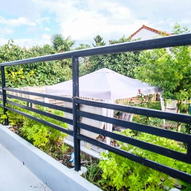 Maison 5 pièces 599000 €