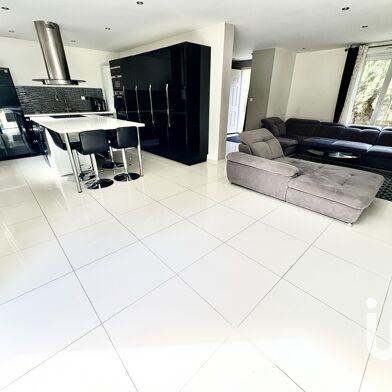 Maison 6 pièces 425000 €