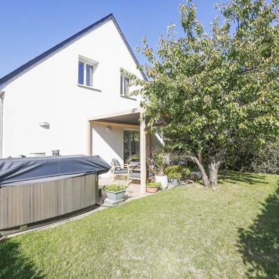 Maison 7 pièces 364320 €