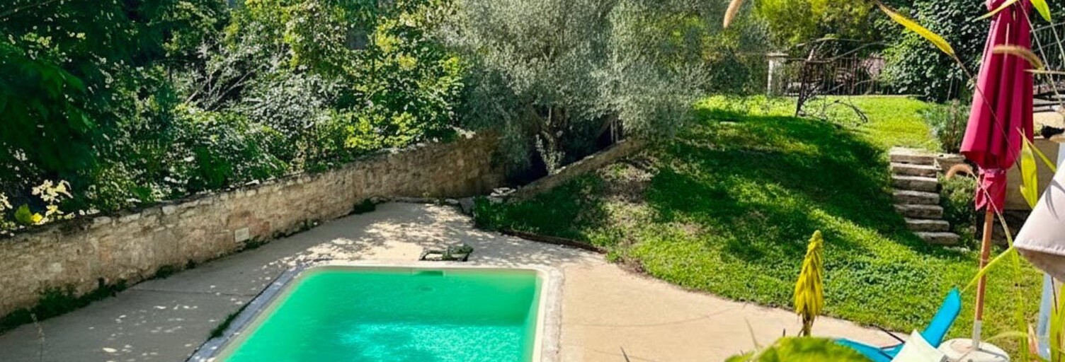 Maison 6 Pièces 225 m² à vendre à Uzès (30700)
