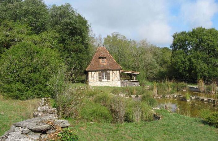 Maison en pierre de 6 pièces principales — photo 2
