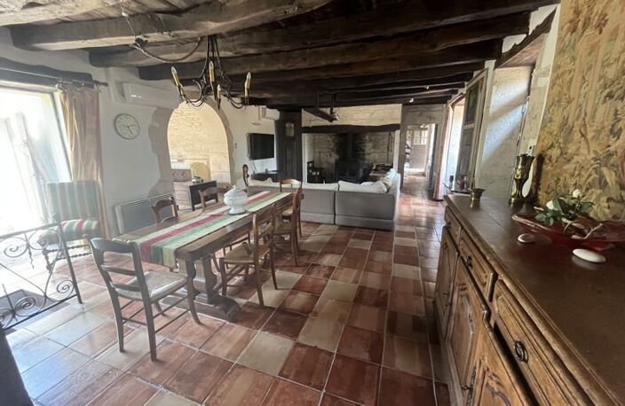 Maison en pierre de 6 pièces principales — photo 3