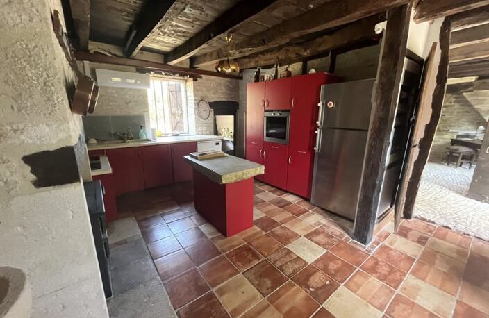 Maison en pierre de 6 pièces principales — photo 4