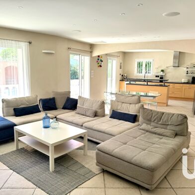 Maison 7 pièces 689000 €