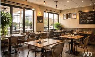 Commerce  147 m² à vendre à Saint-Raphaël (83700)