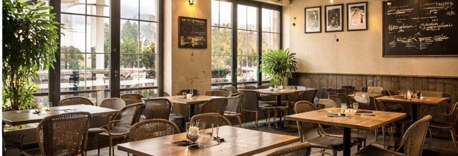 Commerce  147 m² à vendre à Saint-Raphaël (83700)