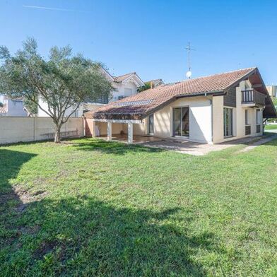 Maison 5 pièces 385000 €