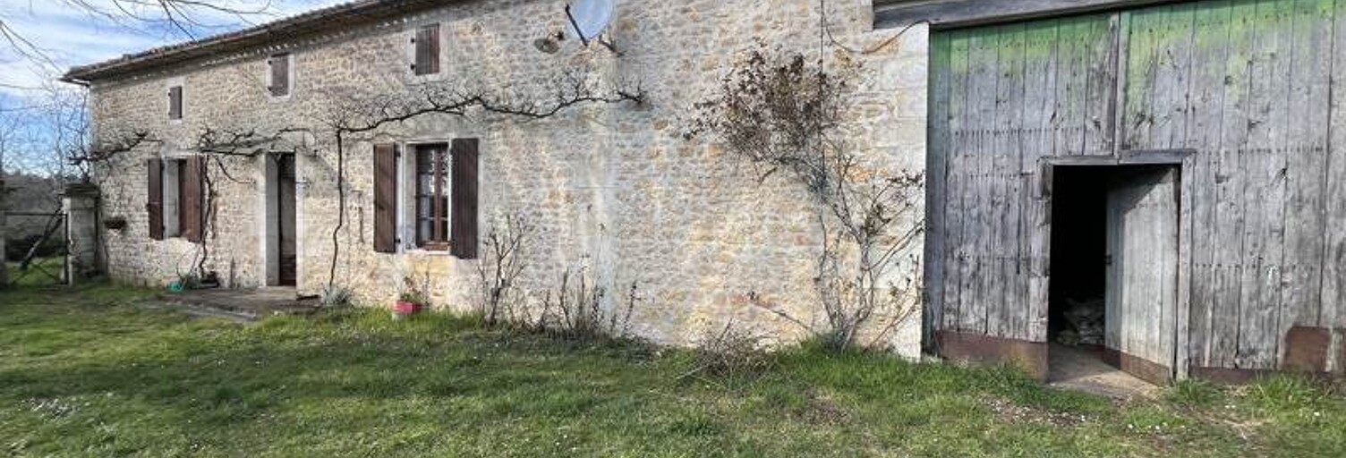 Maison 5 Pièces 105 m² à vendre à La Rochefoucauld-en-Angoumois (16110)