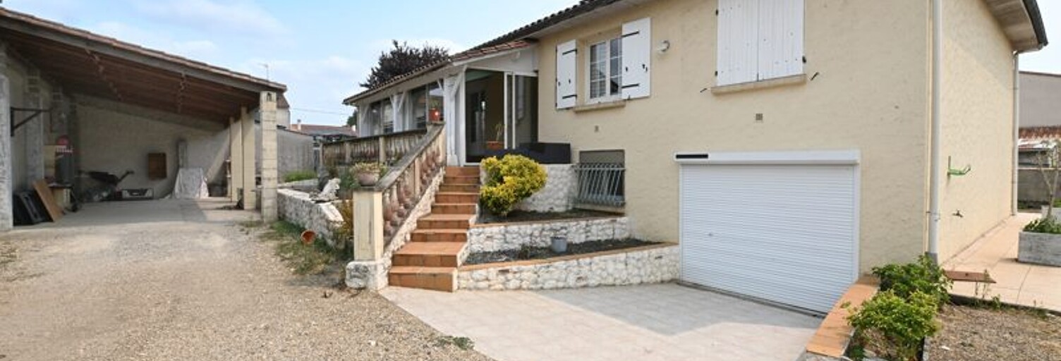 Maison 8 Pièces 98 m² à vendre à Saint-Michel (16470)