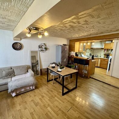 Maison 1 pièces 93415 €