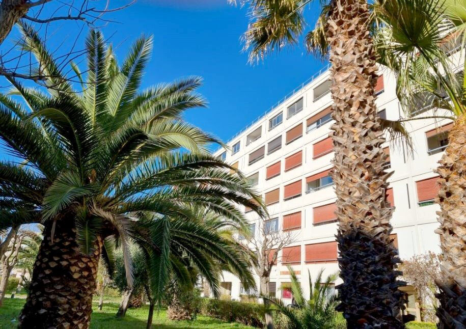 Appartement  T1 à vendre Hyères 83400