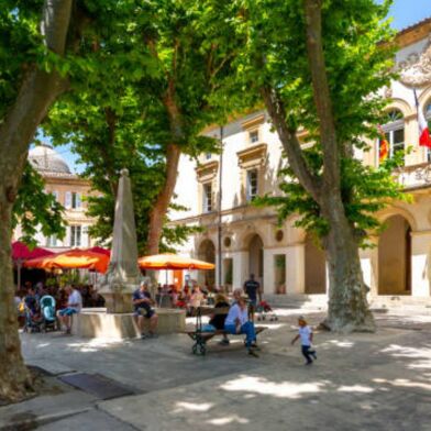 Commerce  318000 €