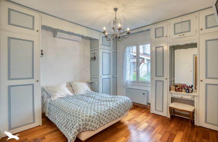 Villa de 6 pièces principales — photo 3