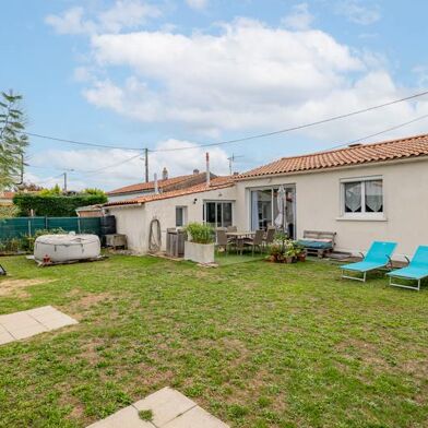 Maison 6 pièces 241960 €