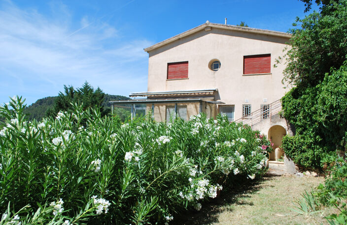 VILLA SALERNES — photo 2