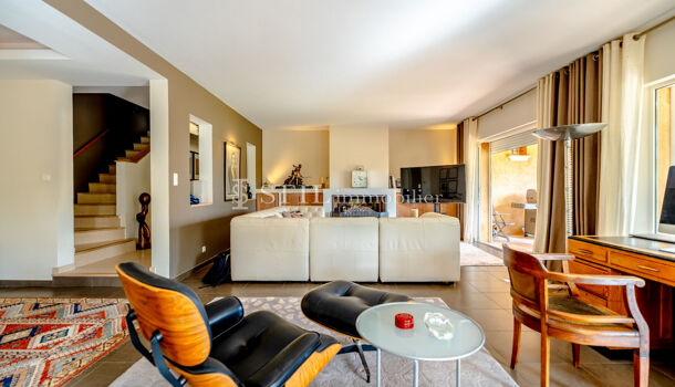 Villa / Maison 6 pièces  à vendre Grimaud 83310