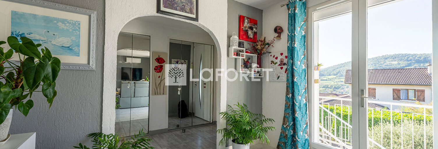 Maison 5 Pièces 101 m² à vendre à Vindry-sur-Turdine (69490)