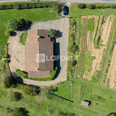 Maison 7 pièces 499900 €