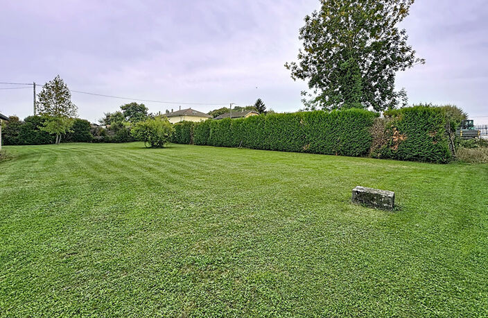 Terrain St Etienne De St Geoirs 1000 m2 — photo 2