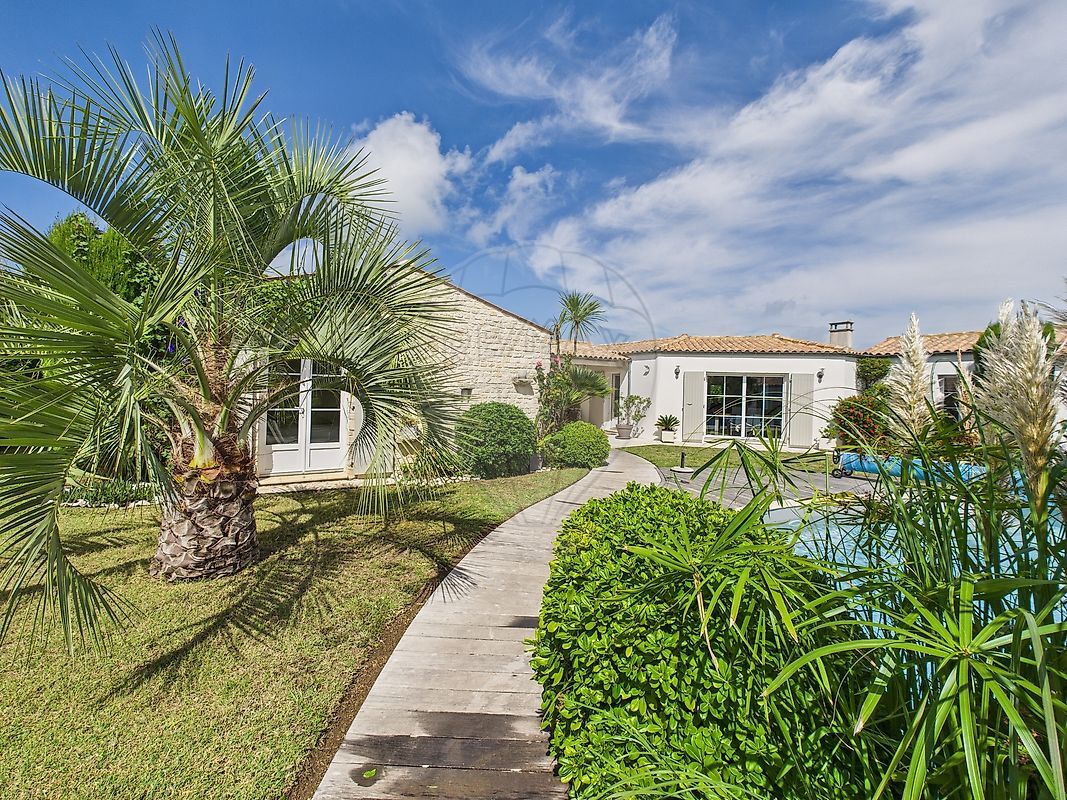 Villa / Maison 7 pièces  à vendre Saint-Denis-d'Oléron 17650