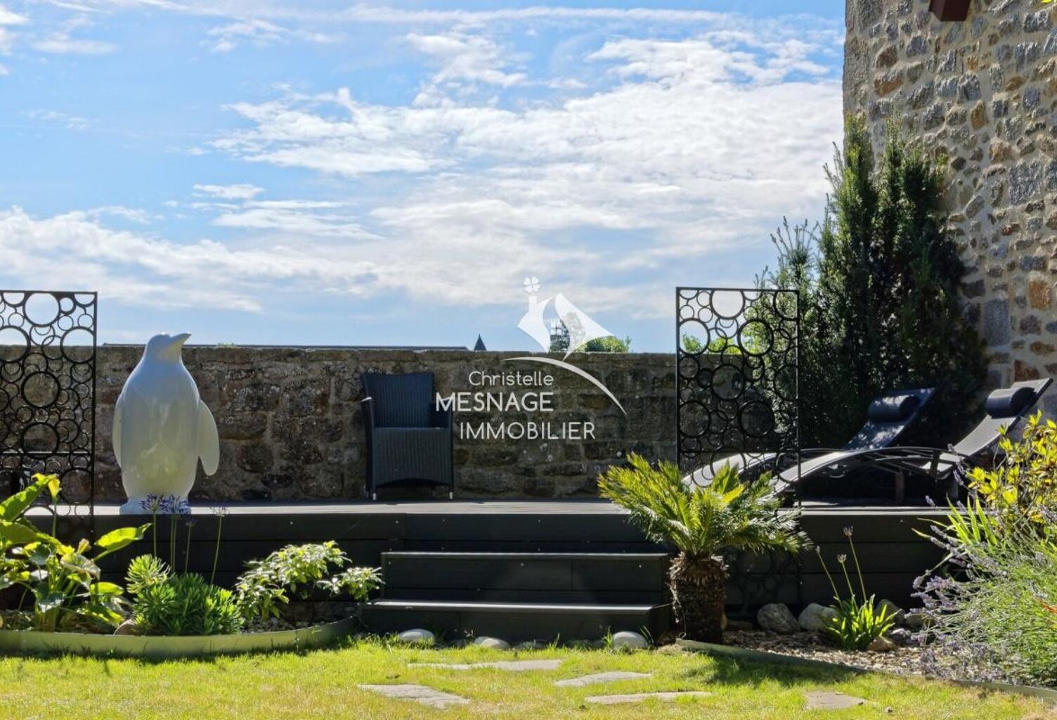 DINAN CENTRE VILLE HISTORIQUE - Maison de caractère de 236 m — photo 1