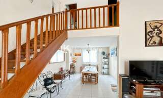 Maison 8 Pièces 200 m² à vendre à Fontenilles (31470)