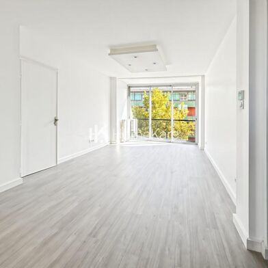 Appartement 4 pièces 242000 €