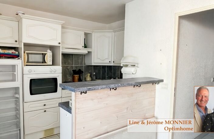 Appartement T2 cabine avec vue sur le port et la mer — photo 4