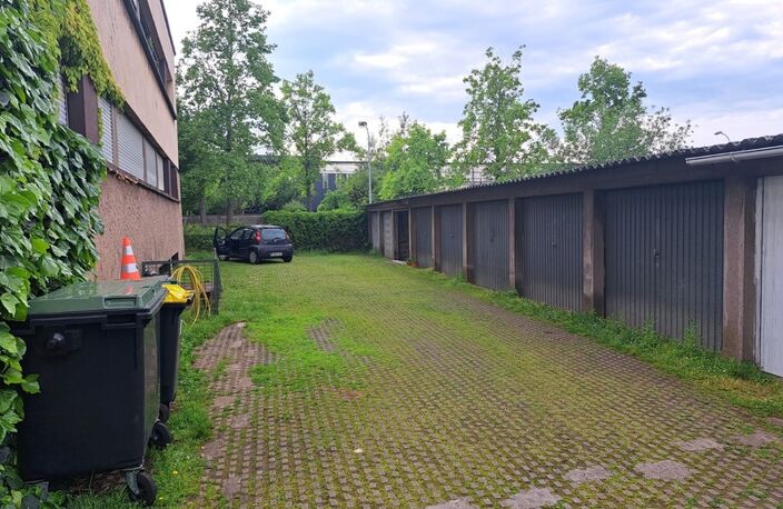Garage situé à Thionville — photo 3