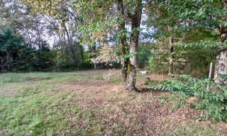 Terrain  2028 m² à vendre à Haux (33550)