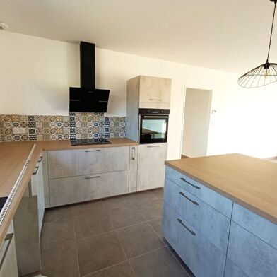 Maison 5 pièces 1268 €