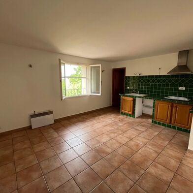 Maison 4 pièces 930 €