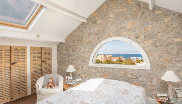 Villa / Maison 9 pièces  à vendre Marseille 8eme 13008