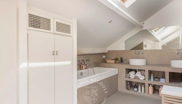 Villa / Maison 9 pièces  à vendre Marseille 8eme 13008