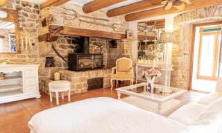 Maison 8 Pièces 257 m² à vendre à Barjac (48000)