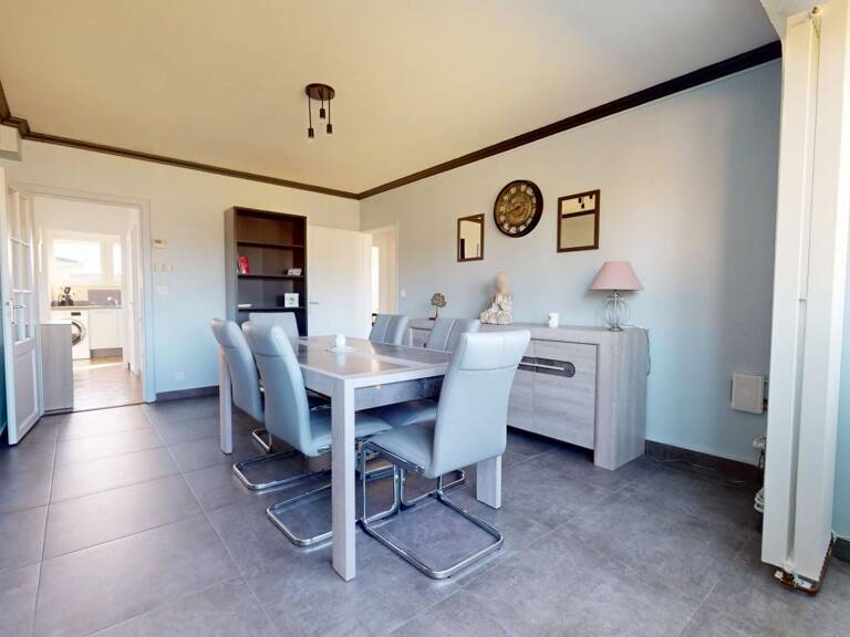 Appartement F5 de 93m² prêt à habiter avec cave, garage et place de parking privative — photo 1