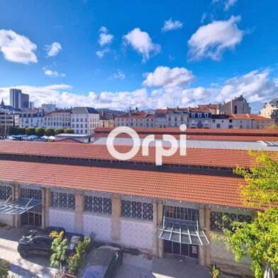 Appartement 3 pièces 880 €