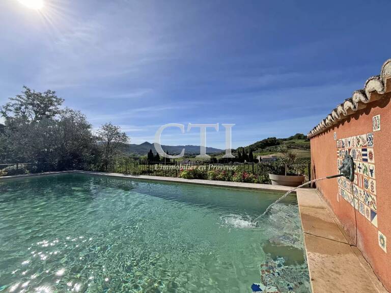 Ancienne magnanerie du XVIIIᵉ siècle rénovée avec piscine et vue — photo 1