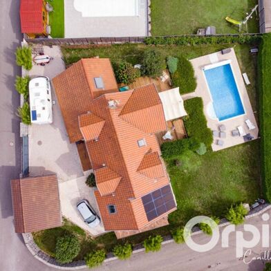 Maison 6 pièces 699000 €