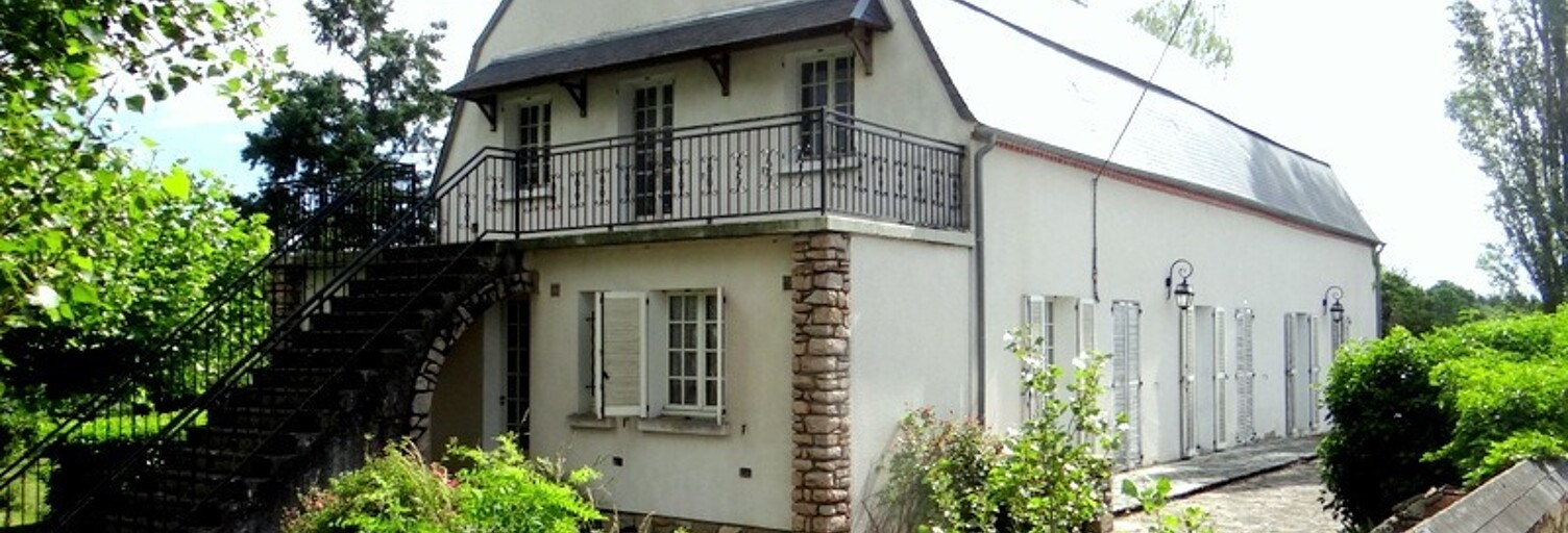 Maison 6 Pièces 124 m² à vendre à Commentry (03600)