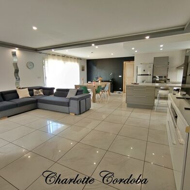 Maison 9 pièces 370000 €