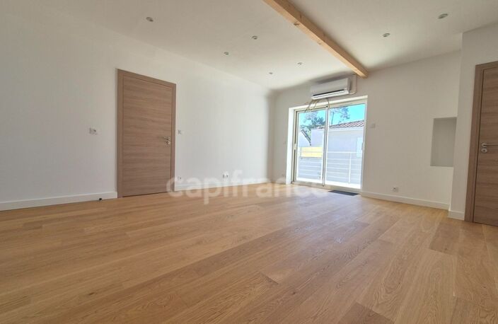 Appartement à vendre 3 pièces SAINT PALAIS SUR MER (17) - Terrasse — photo 4